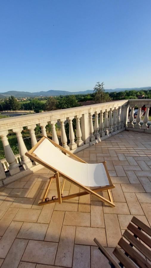 La Casa Del Mago Camere E Appartamenti Pissignano Buitenkant foto