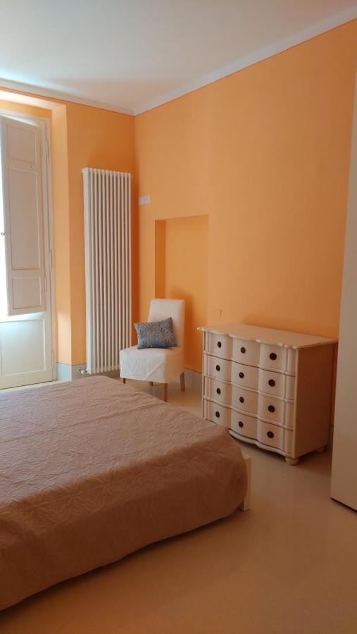 La Casa Del Mago Camere E Appartamenti Pissignano Buitenkant foto